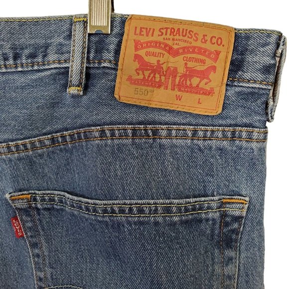 Levi's Mens Size 46 x 25.5 Jeans 550 Relaxed Fit Tapered Denim Blue Five Pocket - Picture 7 of 10